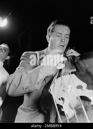 Portrait of Eddie Safranski, New York, N.Y., 1946 Stock Photo Alamy