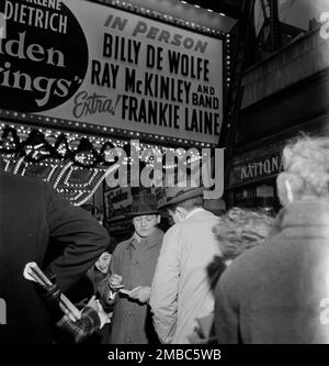 Portrait of Frankie Laine, Paramount Theater, New York, N.Y., 1946. Stock Photo