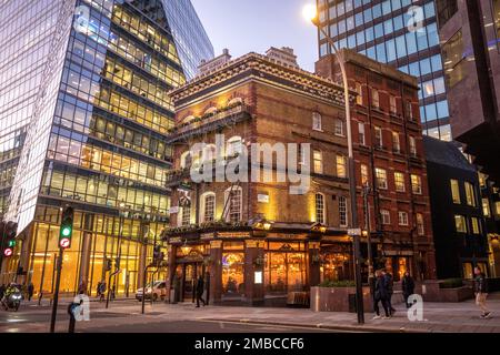 London, January 19th 2023: The Albert pub in Victoria Street