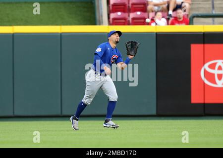 Photo: Chicago Cubs Rafael Ortega Cannot Make Catch On Home Run Ball -  SLP2022062613 