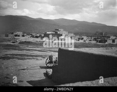 [Taos, New Mexico area views], between 1899 and 1928. Stock Photo