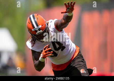 DE Alex Wright Ready to Make Impact in Cleveland Browns' Defense in 2023 -  BVM Sports