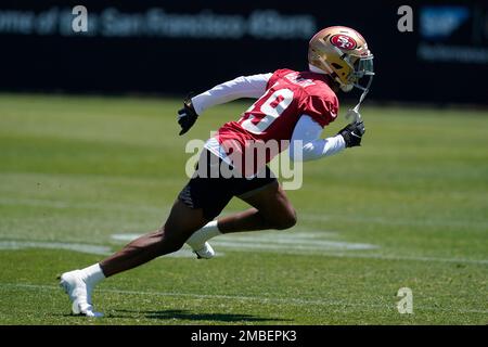 San Francisco 49ers' Tay Martin, left, Chris Conley, middle, and Dazz ...