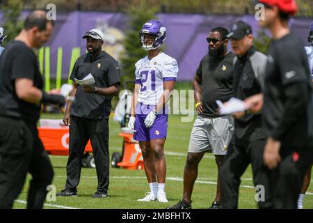 Minnesota Vikings cornerback Akayleb Evans takes part in joint drills with  the San Francisco 49ers at the Vikings NFL football team's practice  facility in Eagan, Minn., Wednesday, Aug. 17, 2022. (AP Photo/Bruce