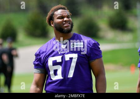 Minnesota Vikings guard Ed Ingram (67) walks off the field during a NFL  football game against the Miami Dolphins, Sunday, Oct.16, 2022 in Miami  Gardens, Fla. (AP Photo/Alex Menendez Stock Photo - Alamy