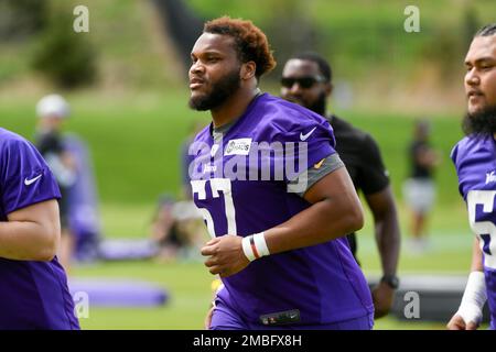 Minnesota Vikings guard Ed Ingram (67) walks off the field during a NFL  football game against the Miami Dolphins, Sunday, Oct.16, 2022 in Miami  Gardens, Fla. (AP Photo/Alex Menendez Stock Photo - Alamy