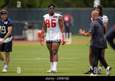 Houston Texans' Thomas Booker stretches during an NFL football rookie  minicamp practice Friday, May 13, 2022, in Houston. (AP Photo/David J.  Phillip Stock Photo - Alamy