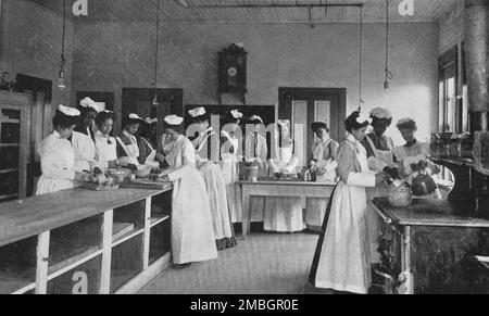 Class in cooking, 1904. Stock Photo
