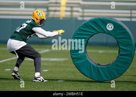 Green Bay Packers' Ray Wilborn and Ty Summers run a drill at the NFL  football team's practice field training camp Tuesday, May 24, 2022, in Green  Bay, Wis. (AP Photo/Morry Gash Stock