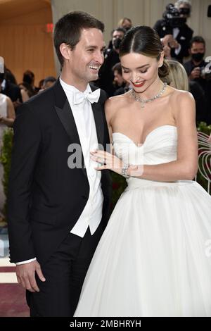 New York, NY, USA. 2nd May, 2022.Evan Spiegel, Miranda Kerr at arrivals for  Met Gala Costume Institute Benefit and Opening of In America: An Anthology  of Fashion - Part 1, The Metropolitan