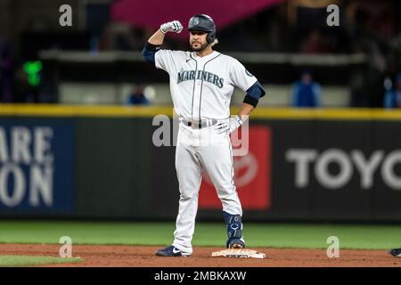 Eugenio Suárez has become unsung hero for Mariners