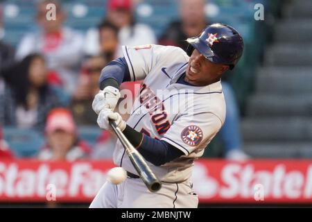 LOS ANGELES, CA - APRIL 20: Los Angeles Dodgers designated hitter Edwin Rios  (43) celebrates a home run during a regular season MLB game between the Los  Angeles Dodgers and the Atlanta