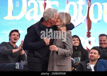 Deidre Hall and Drake Hogestyn attends “Days of Our Lives” Day of Days event. Photo: Michael Mattes/michaelmattes.co Stock Photo