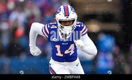 Buffalo Bills wide receiver Stefon Diggs (14) warms up prior to the first  half of an NFL footba …