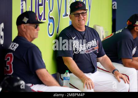 Brian Snitker Third Base Coach Atlanta Braves Stock Photo - Alamy