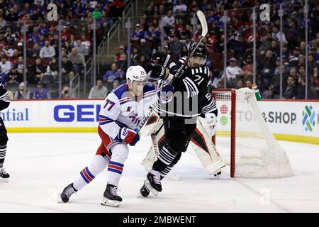 Retired New York Rangers Mark Messier and Mike Richter skate at The Rink At  Rockefeller Center with the Stanley Cup and New York Islanders Pat  LaFontaine on April 13, 2017 in New