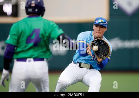 Orlando Salinas, Jr. - Baseball - Kansas State University Athletics