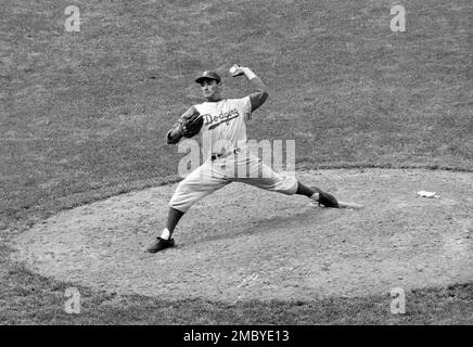 Sandy Koufax strikeouts 18 Cubs - This Day In Baseball