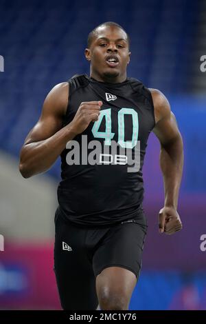 Toledo defensive back Tycen Anderson runs a drill during the NFL