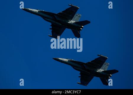 Two EA-18G Growlers assigned to the Electronic Attack Squadron (VAQ ...