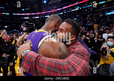 Los Angeles Lakers forward LeBron James, left, hugs Aaron Donald of the Los  Angeles Rams after the Lakers defeated the Utah Jazz 106-101in an NBA basketball  game Wednesday, Feb. 16, 2022, in Los Angeles. The Lakers won 106-101. (AP  Photo/Mark