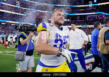 Los Angeles Rams center Brian Allen (55) against the San Francisco 49ers in  an NFL football game, Sunday, Oct. 30, 2022, in Inglewood, Calif. The 49ers  won 31-14. (AP Photo/Jeff Lewis Stock Photo - Alamy