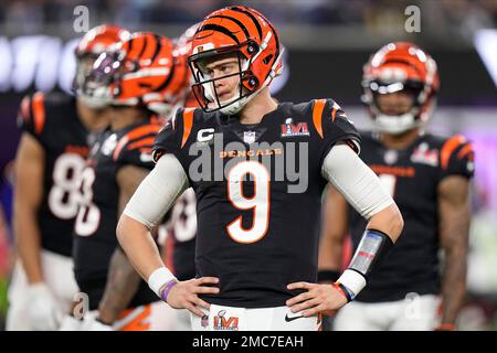 Cincinnati Bengals quarterback Joe Burrow (9) drops back to pass against  the Los Angeles Rams in Super Bowl 56, Sunday, Feb. 13, 2022 in Inglewood,  Calif. (AP Photo/Steve Luciano Stock Photo - Alamy