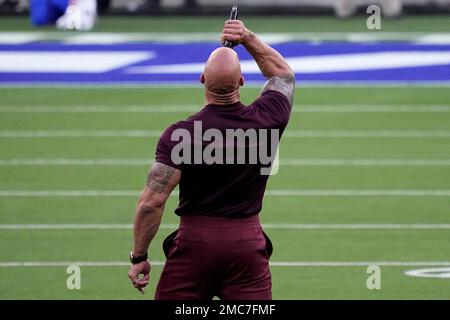 Actor Dwayne Johnson announces the start of the NFL Super Bowl 56 football  game between the Cincinnati Bengals and the Los Angeles Rams Sunday, Feb.  13, 2022, in Inglewood, Calif. (AP Photo/Ted