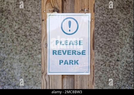 Reverse park please sign at public car park Stock Photo - Alamy