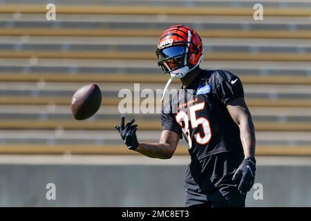 Cincinnati Bengals' Tee Higgins catches a ball practice Thursday, Feb. 10,  2022, in Los Angeles. The Bengals face the Los Angeles Rams in Super Bowl  LVI on Sunday, Feb. 13, 2022. (AP