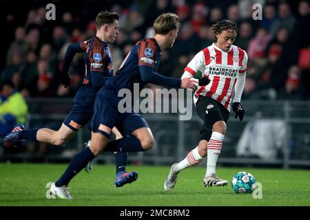 Eindhoven - (lr) Melle Meulensteen Of Vitesse, Referee Pol Van Boekel 