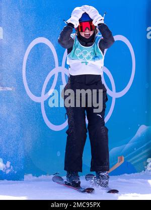 China's Eileen Gu Strikes Freeski Big Air Gold at Beijing Winter Olympics -  News18