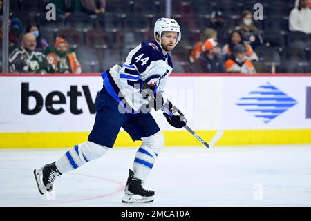 Florida Panthers' Aleksander Barkov plays during an NHL hockey game,  Tuesday, March 21, 2023, in Philadelphia. (AP Photo/Matt Slocum Stock Photo  - Alamy