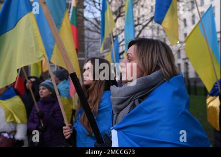 Downing Street, London, UK, 21 January 2023: Ukrainian protest against the Russian invasion. US/UK/NATO appeal to assist Ukraine as you promise. We do not want any more lip service. Credit: See Li/Picture Capital/Alamy Live News Stock Photo