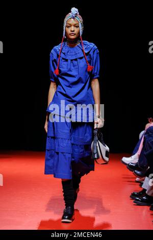 Paris, Frankreich. 20th Jan, 2023. KENZO Fall/Winter 2023-24 Runway during Paris Fashion Week Menswear on January 2023 - Paris, France 20/01/2023 Credit: dpa/Alamy Live News Stock Photo