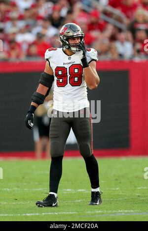 Tampa Bay Buccaneers linebacker Anthony Nelson (98) lines up at