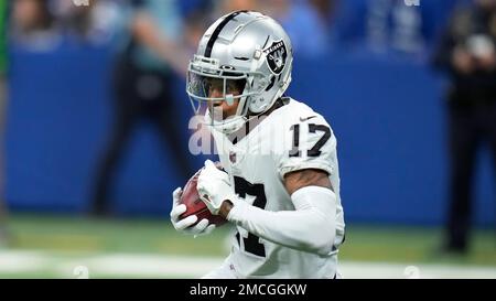 Wide receiver Tyron Johnson of the Las Vegas Raiders warms up before  News Photo - Getty Images