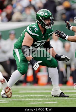 Jets to sign Laurent Duvernay-Tardif to practice squad