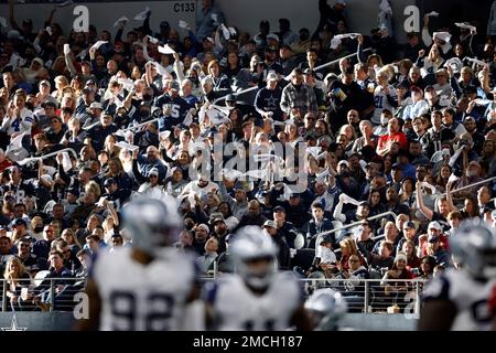 Dallas Cowboys fans duringan NFL football game against the Los Angeles Rams  in Arlington, Texas, Sunday, Dec. 15, 2019. (AP Photo/Ron Jenkins Stock  Photo - Alamy