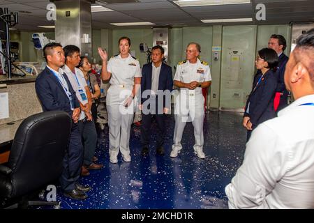 VUNG RO BAY, Vietnam (July 3, 2022) – U.S. Navy Lt. Kimberly Kozlowski , from Saline, Michigan, briefs the U.S. Ambassador to Vietnam, and leaders of the Phu Yen Provincial People’s Committee on Military Sealift Command hospital ship USNS Mercy's (T-AH 19) intensive care unit capabilities in support of the Pacific Partnership 2022 (PP22) Vietnam closing ceremony. Now in its 17th year, Pacific Partnership is the largest annual multinational humanitarian assistance and disaster relief preparedness mission conducted in the Indo-Pacific. Stock Photo