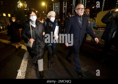 Isabel Maxwell (left), Kevin Maxwell (center) and Christine Maxwell