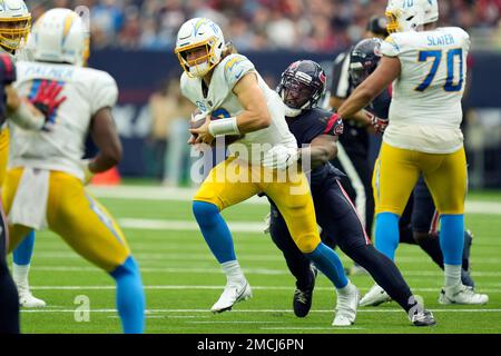 Photo: Los Angeles Chargers Justin Herbert (L) and Joshua Palmer smile at  SoFi - LAP20211212810 