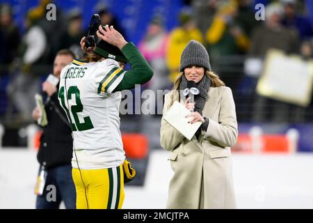 Erin andrews aaron rodgers hi-res stock photography and images - Alamy