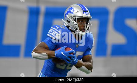 Detroit Lions running back Godwin Igwebuike (35) warms up before an NFL  football game against the Cincinnati Bengals in Detroit, Sunday, Oct. 17,  2021. (AP Photo/Paul Sancya Stock Photo - Alamy