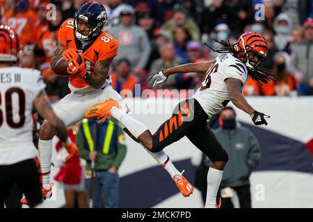 September 19, 2021 - Jacksonville, FL, U.S: Denver Broncos wide receiver  Tim Patrick (81) catches the ball for a touchdown during 1st half NFL  football game between the DenverBroncos and the Jacksonville