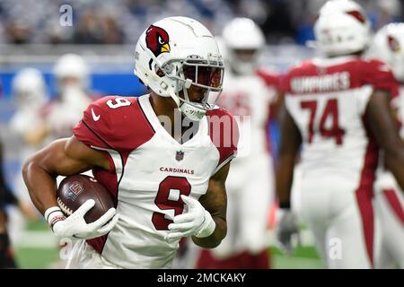 Arizona Cardinals linebacker Isaiah Simmons (9) on the field during the  second half of an NFL football game against the Minnesota Vikings, Sunday,  Oct. 30, 2022 in Minneapolis. (AP Photo/Stacy Bengs Stock