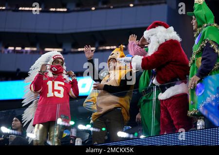 Chiefs add warming stations for fans at Christmas Eve game