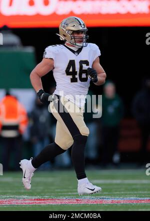 New Orleans Saints fullback Adam Prentice (46) warms up before an