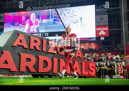 Zach Ertz 86 Arizona Cardinals Football Player Poster Gift Shirt