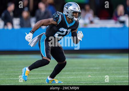 Carolina Panthers free safety Jeremy Chinn (21) yells instructions during  an NFL football game against the Tampa Bay Buccaneers, Sunday, Dec. 26,  2021, in Charlotte, N.C. (AP Photo/Brian Westerholt Stock Photo - Alamy